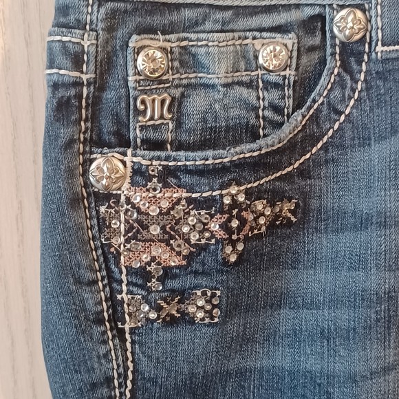 Miss Me Jeans, Size 28, Distressed, Bedazzled, Mid-Rise, 28W x 29L - Picture 3 of 12